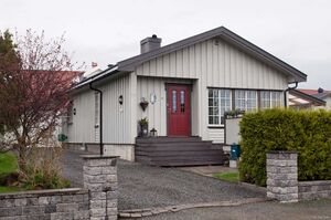 Larvik, Sophus Bugges vei 14 C.jpg