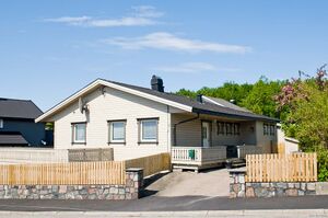 Larvik, Tagtvedtveien 09.jpg