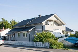 Larvik, Tiurveien 02.jpg