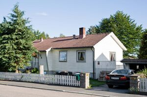 Larvik, Tiurveien 04.jpg