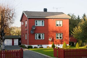 Larvik, Tjøllingveien 18.jpg