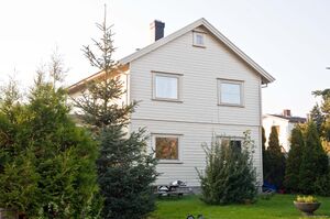 Larvik, Tjøllingveien 43.jpg