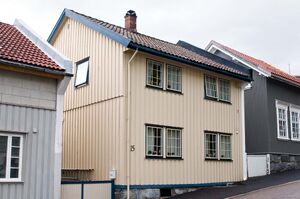 Larvik, Treschows gate 15.jpg