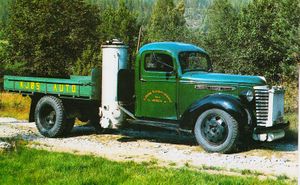 Lastebil General Motors med generator.jpg
