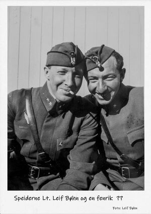 Leif Bøhn og en fenrik.jpg