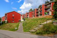 Utleieboligene i Lerdalsfaret sett fra Sponstuveien. Foto: Leif-Harald Ruud (2021)