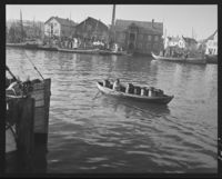 294. Leverbåt, Henningsvær - no-nb digifoto 20151126 00013 NB MIT FNR 09874.jpg