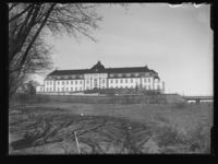 170. Lille Tøyen sykehjem - no-nb digifoto 20160420 00069 NB NS NM 10229.jpg
