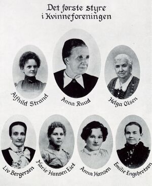 Lillestøm Samvirkelags kvinner.jpg