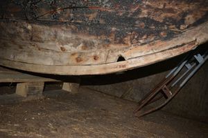 Lissjenotabåten framstamn under.JPG