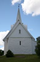 Lørenskog kirke lå i Skedsmo prestegjeld fram til 1948. Foto: Hans A. Rosbach (2008)