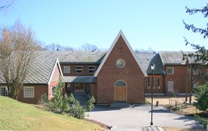 Lunden kloster Oslo.JPG