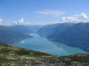 Lustrafjorden 196242637 034902a355 o.jpg