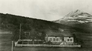 Lyngen prestegård, Troms - Riksantikvaren-T441 01 0130.jpg