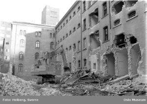 Møllergata 19 Oslo rivningen av fengselsfløyen 1976 OB.AH0867.jpg
