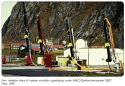 Fem raketter klare til nesten simultan oppskyting i MAC Epsilon-kampanjen.