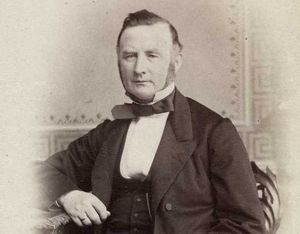 Mads Ellef Langaard foto ca 1880.jpg