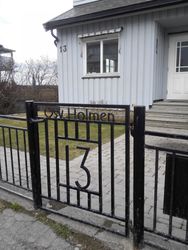 Marcus Thranes gate 13. Porten forteller at dette var Osv. Holmens hjem. Foto: Trond Nygård (2015)