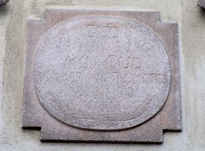 Margaretakyrkan Oslo plakett inngangspartiet.jpg