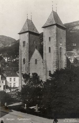 Mariakirken, Hordaland - Riksantikvaren-T248 01 0640.jpg