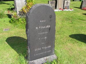 Marius Nygaard gravminne.jpg