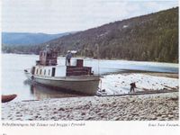 «Teisner» som tømmerfløytingsbåt. (Foto: Tore Fossum)