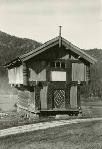 Midbøen, Midtbøen, Telemark - Riksantikvaren-T172 01 0115.jpg