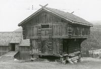 23. Midtbøen, Telemark - Riksantikvaren-T168 01 0166.jpg