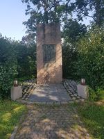 Bauta over falne under andre verdenskrig. Foto: Chris Nyborg (2019).