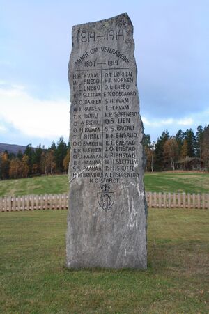 MinnesteinLesjaskog1807-14.jpg