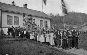 Mjelvehagen 17.05.1914.jpg