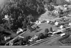 Mosby stasjon, luftfoto. Ukjent/Jernbanemuseet