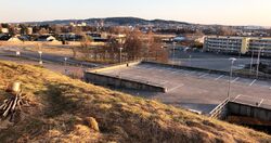 Sikt mot sør fra luftvernstillingens posisjon. Foto 2021 Steinar Bunæs.