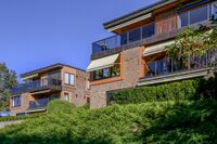 Tomannsboliger i «ny-funksjonalisme» i Munkerudåsen. Foto: Leif-Harald Ruud (2022)