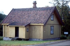 Næbben Sagmesterbolig nå Huseby Skedsmokorset.jpg