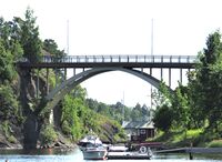 Dagens Nesøybro er fra 1957, her sett fra Slependen sommeren 2020. Foto: Stig Rune Pedersen