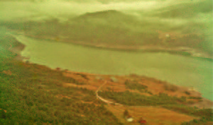 Nesland frå toppen av Fossbekkskaret.jpg