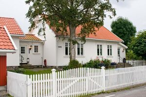 Nevlunghavn, Brunlanesveien 1481.jpg