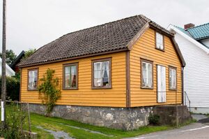 Nevlunghavn, Brunlanesveien 1496.jpg