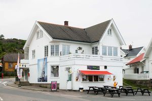Nevlunghavn, Brunlanesveien 1499.jpg