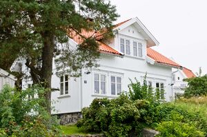 Nevlunghavn, Karibakken 14.jpg