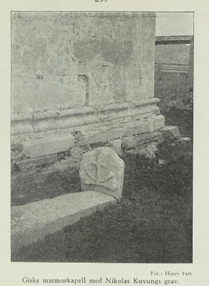 Nikolas Kuvung sin grav Giske kyrkje No-nb digibok 2014120308187 0239 1.jpg