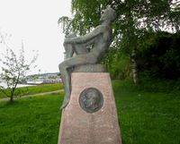 Minnesmerke over Nils Kjær ved badestedet Dulpen. Foto: Stig Rune Pedersen