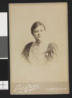 Eva Nansen. Foto: Fred. Riise (1889).