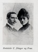 Robert Christian Dinger (f. 21. desember 1861) med konen Catrine (f. 27. mai 1878) overtok etter Patterson i 1897. De var på Stalheim til 1912 og fikk i denne tiden fire døtre og en sønn. Foto: Turistlandet Norge (1922).