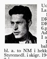 Installatør Leif Uggen, f. 1917 i Langesund. Hopp. Foto: Ranheim: Norske skiløpere