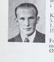 Grunnarbeider Erik Bryntesen, f. i 1914 i Åmot. Hopp. Foto: Ranheim: Norske skiløpere