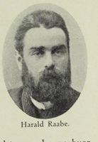 Gardbruker Harald Raabe, tredje generasjon Raabe på Evenrud.