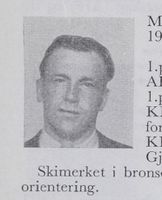 Handelsmann Bernhard Moy, født 1914 i Moi. Hopp. Foto: Norske skiløpere b.3