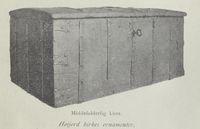 Kiste fra Middelalderen. Illustrasjon fra boka "Andebu" av Lorens Berg